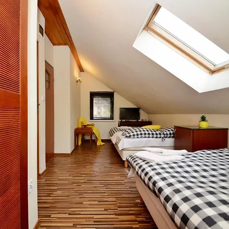 Jaworowa Chata Homestay *